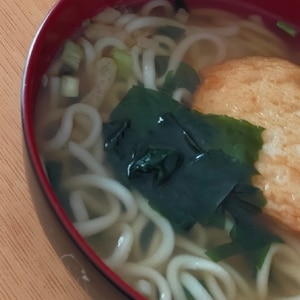 基本のわかめうどんの作り方